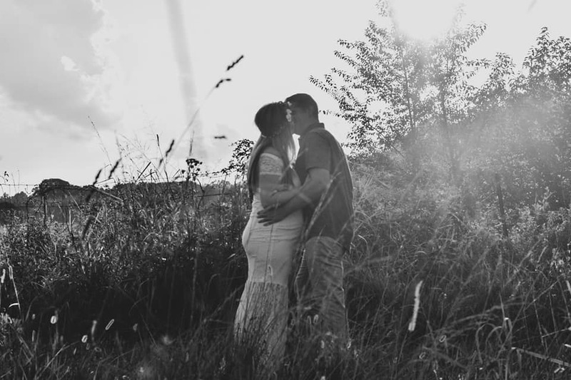 Vaughter's Farm - Maternity Photography