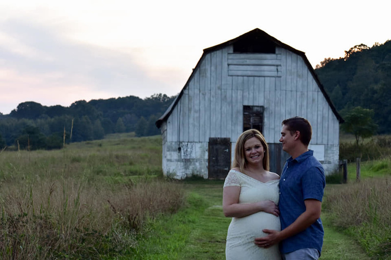 Vaughter's Farm - Maternity Photography