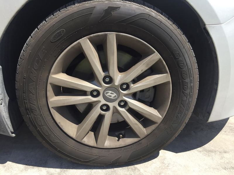 Hundai Senata Rims (Before)