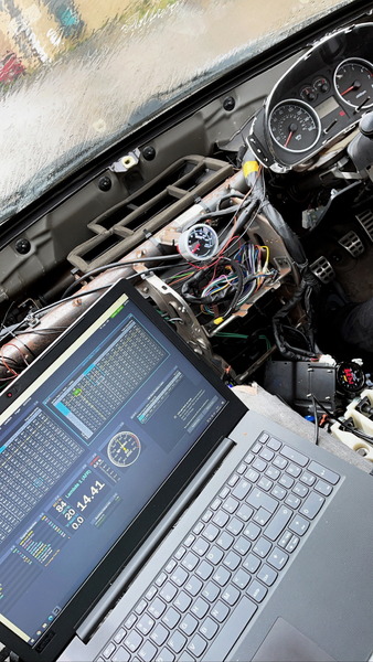Service image