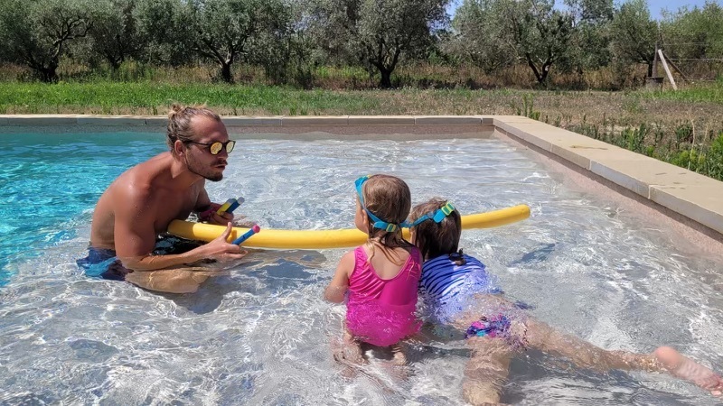 COURS DE NATATION DANS NOS PISCINES PARTENAIRES EN PACA