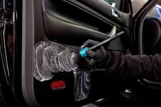 Service image