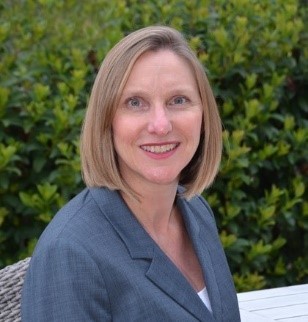 Noel Basile - With over 25 years of experience in Organisational Development, Career Coaching, Learning Facilitation and Leadership; Noel has worked across the globe in the US, Middle East, Africa and APAC helping individuals and teams grow, change and ultimately lead more fulfilling professional and personal lives. She has coached individuals at all levels of organisations across several industries including property, banking, higher education, pharmaceuticals, FMCG’s and healthcare. She holds 