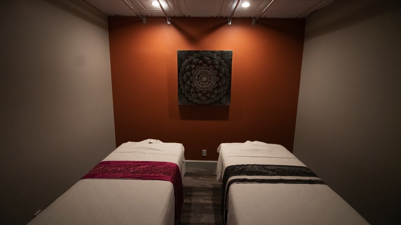 We have rooms that are equipped with two beds for people who want to get a Couple Massage with their loved ones. 