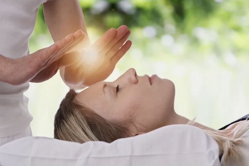 Reiki Energy Healing with Justine