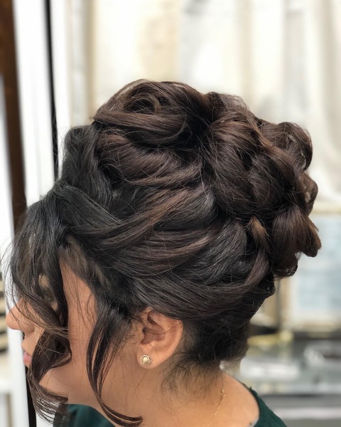 Updo medium hair $95.00